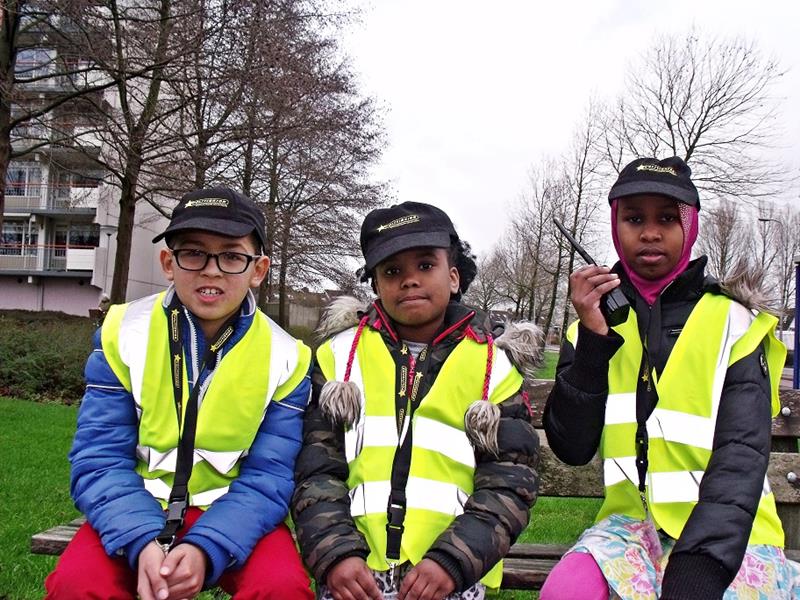 Kinderen Capelle a/d IJssel helpen de politie
