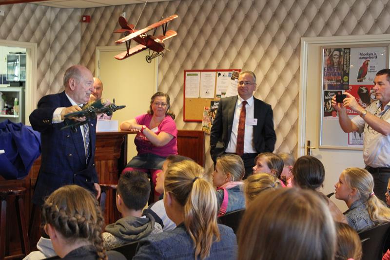 Dr. Maarten Lutherschool bezoekt 