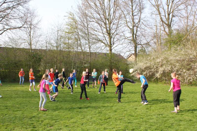 Koningsspelen op Eben-Haëzerschool Emmeloord  (fotoserie deel 1)