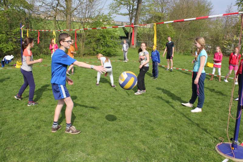 Koningsspelen op Eben-Haëzerschool Emmeloord  (fotoserie deel 1)
