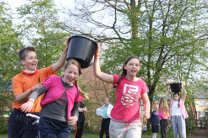Koningsspelen op Eben-Haëzerschool Emmeloord  (fotoserie deel 1)