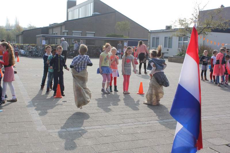 Koningsspelen op Eben-Haëzerschool Emmeloord  (fotoserie deel 2)