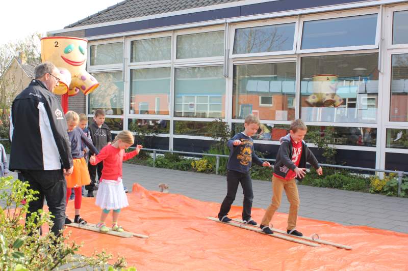 Koningsspelen op Eben-Haëzerschool Emmeloord  (fotoserie deel 2)