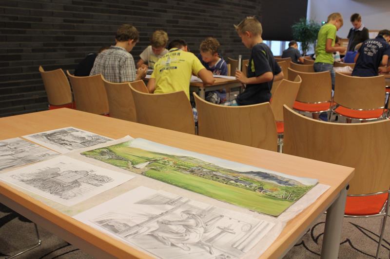 Joh. Calvijnschool Leerdam leert over Mary Jones (fotoserie)