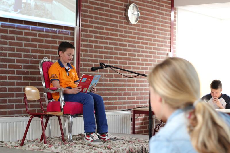 Voorleeswedstrijd Kapelle: voorlezen is leuk (fotoserie)