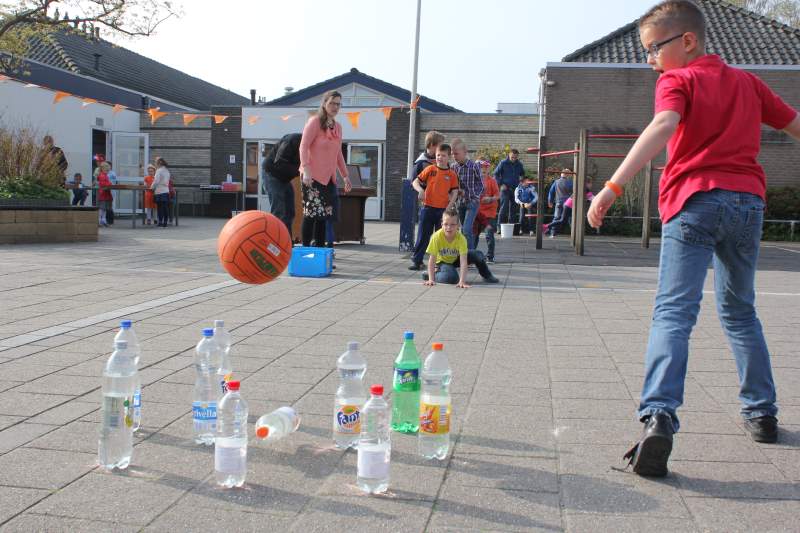 Koningsspelen op Eben-Haëzerschool Emmeloord  (fotoserie deel 2)