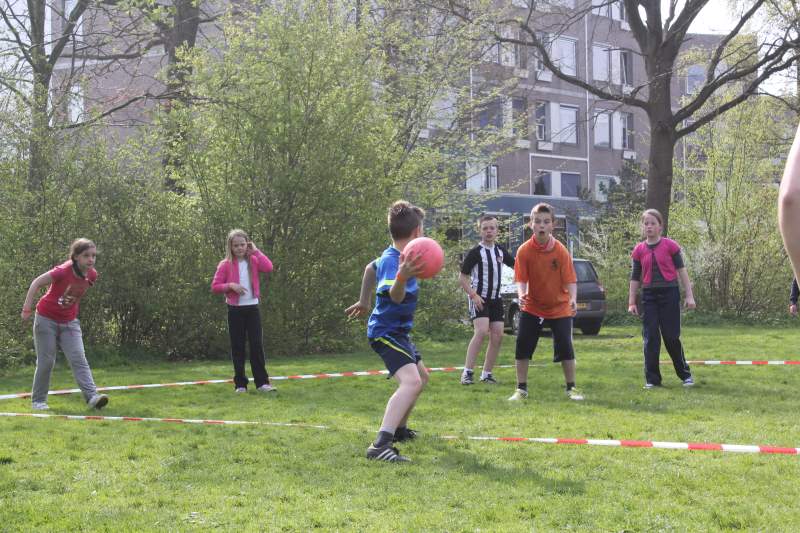 Koningsspelen op Eben-Haëzerschool Emmeloord  (fotoserie deel 1)