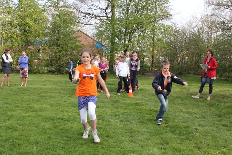 Koningsspelen op Eben-Haëzerschool Emmeloord  (fotoserie deel 1)