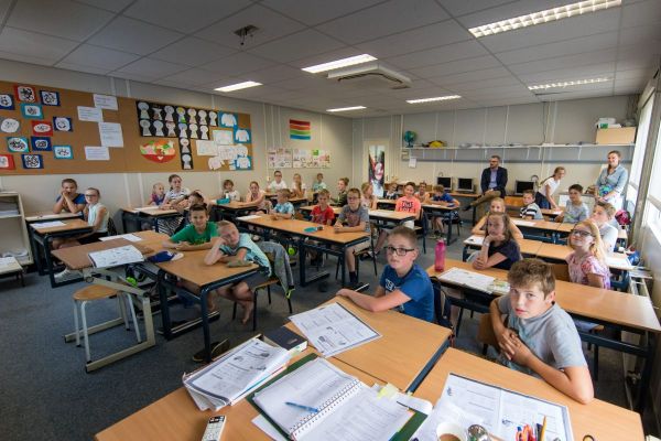 Pieter, Christian en Matthea zijn blij met reformatorisch onderwijs