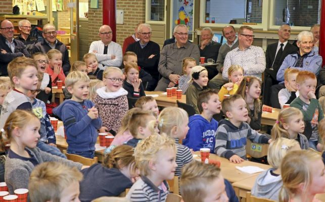 Opa’s terug in Staphorster schoolbanken