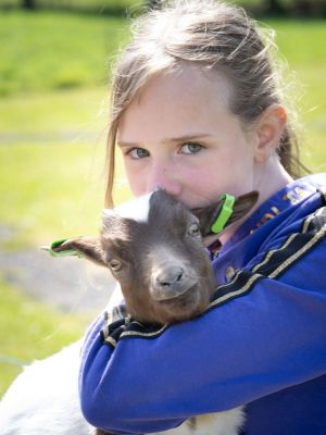 Maura gaat elke week naar de kinderboerderij