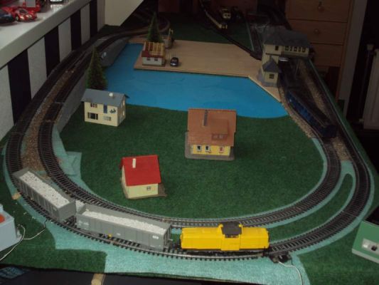 Jaco bouwde zijn eigen spoorbaan