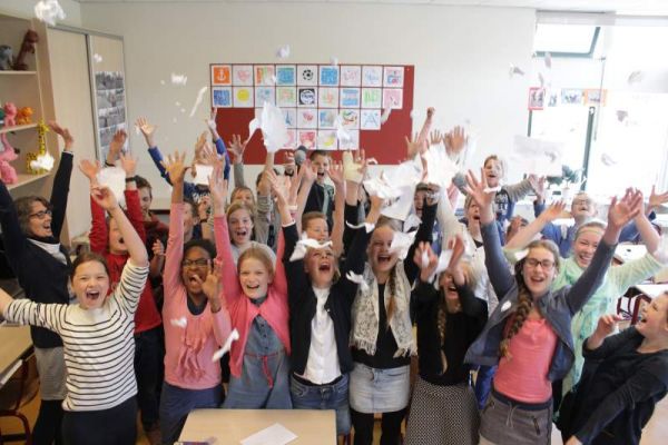 Stilte voor de Cito-toets op Calvijnschool Sliedrecht
