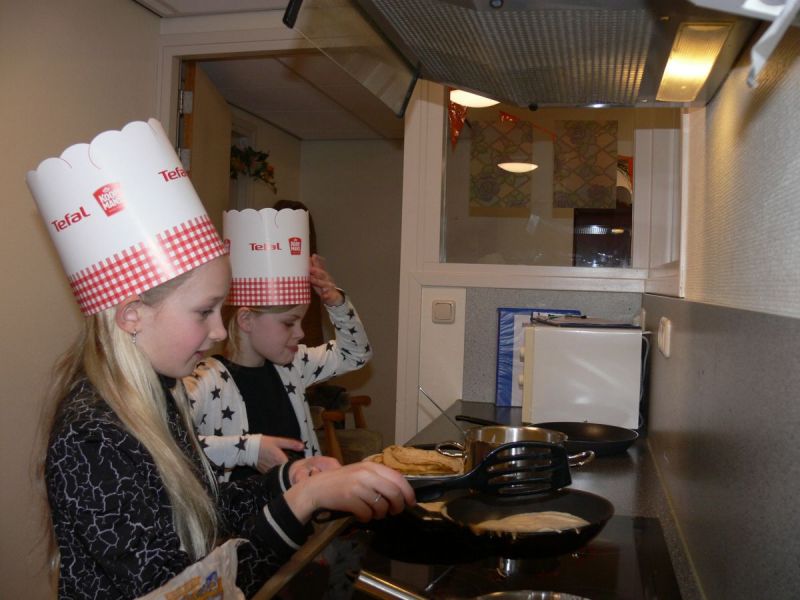 Grote stapel pannenkoeken voor ouderen