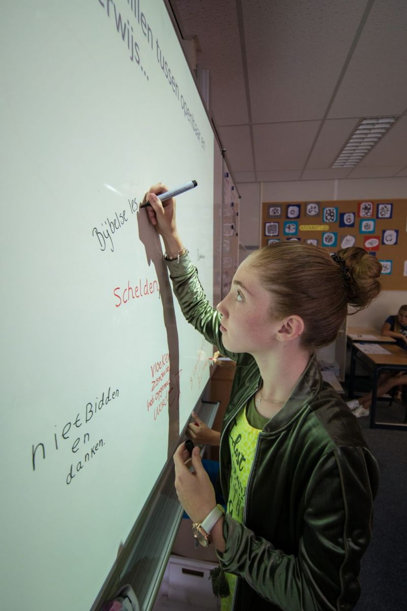 Pieter, Christian en Matthea zijn blij met reformatorisch onderwijs