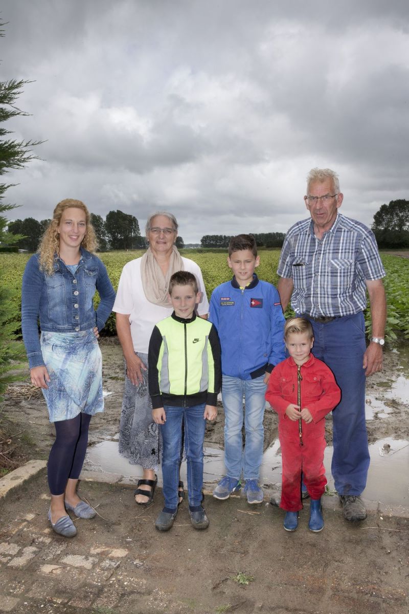 Jelle houdt van ontbijt met opa, oma en… ZEEUWSE WORST