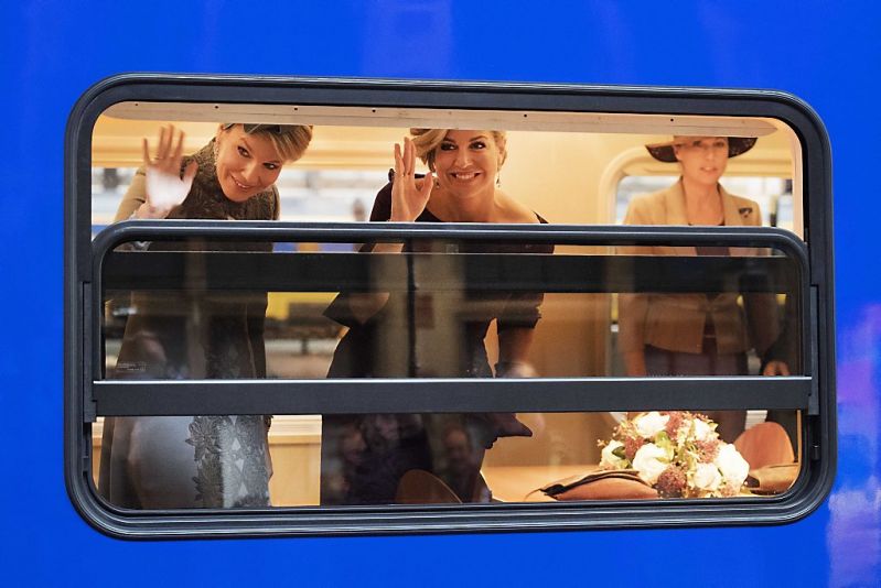 Koninginnen Máxima en Mathilde in Utrecht (fotoserie)