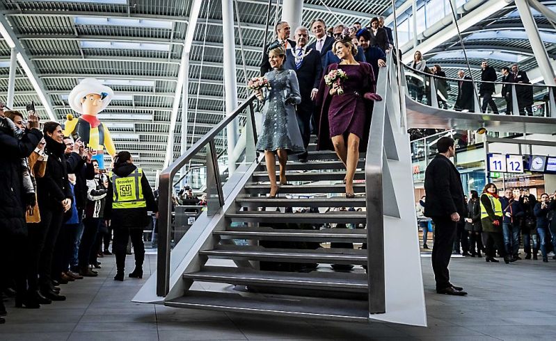 Koninginnen Máxima en Mathilde in Utrecht (fotoserie)
