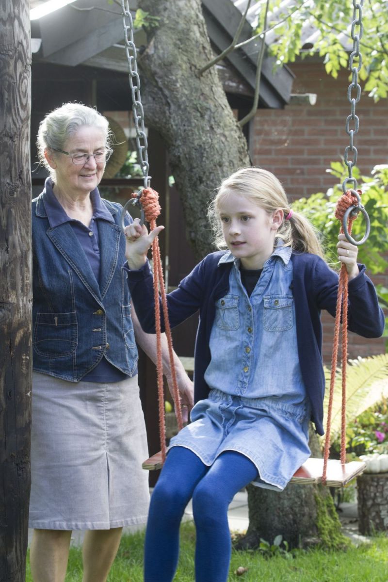 Arike logeert elke vakantie bij oma