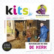 Vrienden buiten de kerk